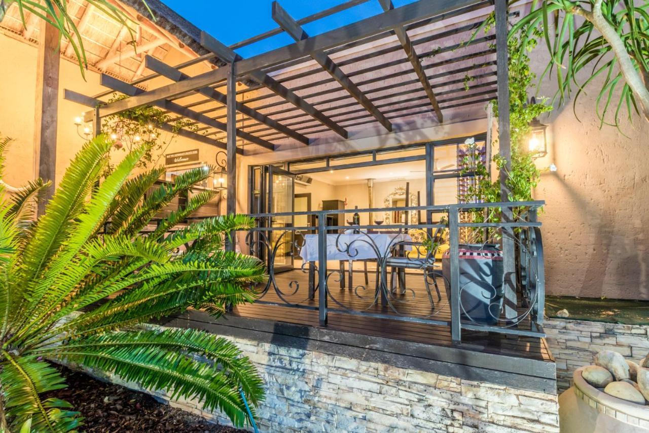 Sw1 Lodge Somerset West Exterior foto